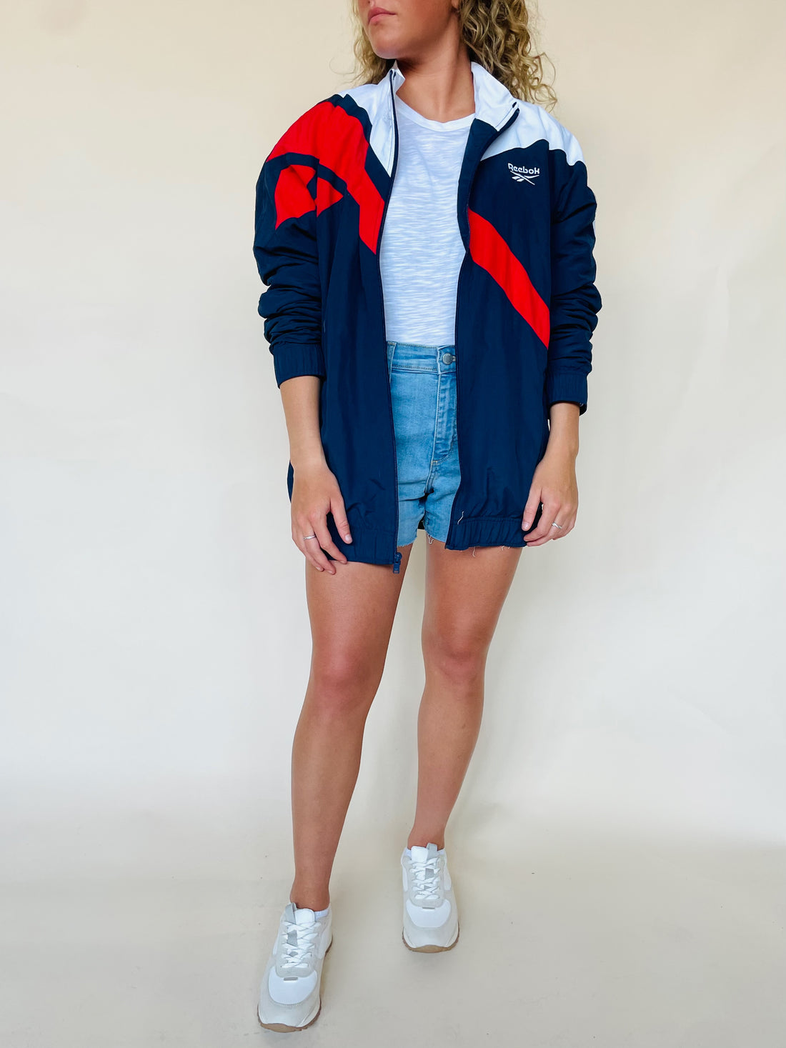 Reebok Classic Wind Breaker in Navy