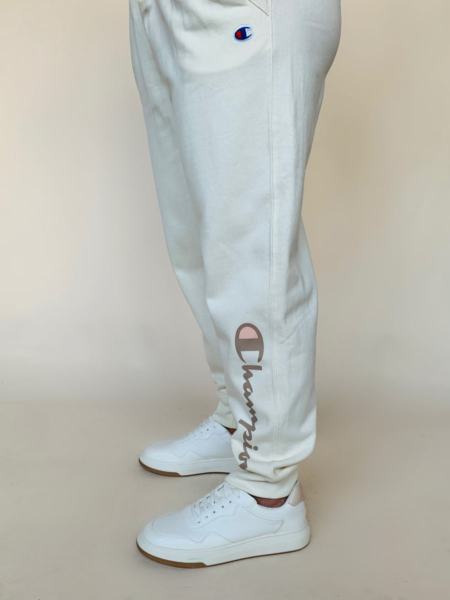 Champion Joggers in Light Colors