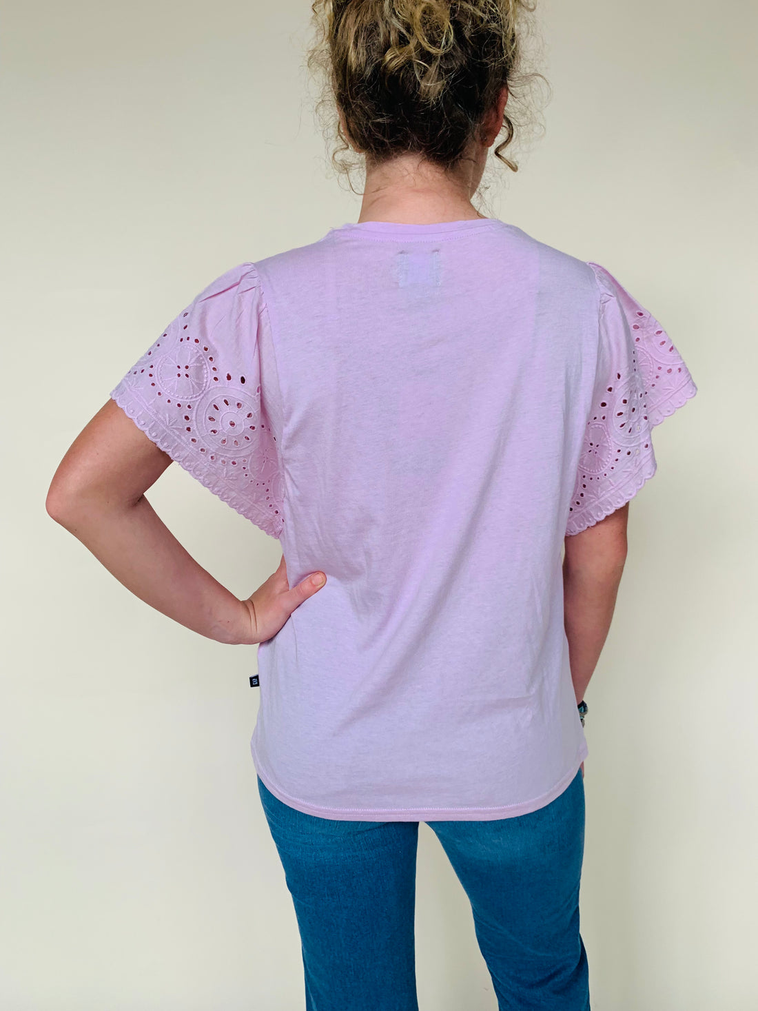GAP Eyelet Sleeve Top